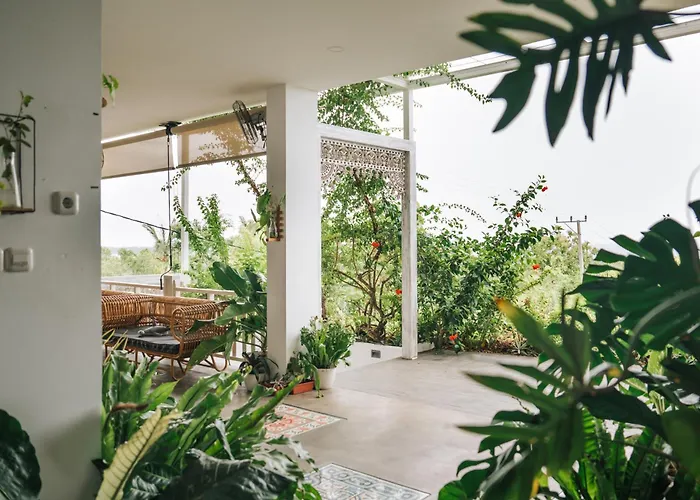 Mambo Hill Resort