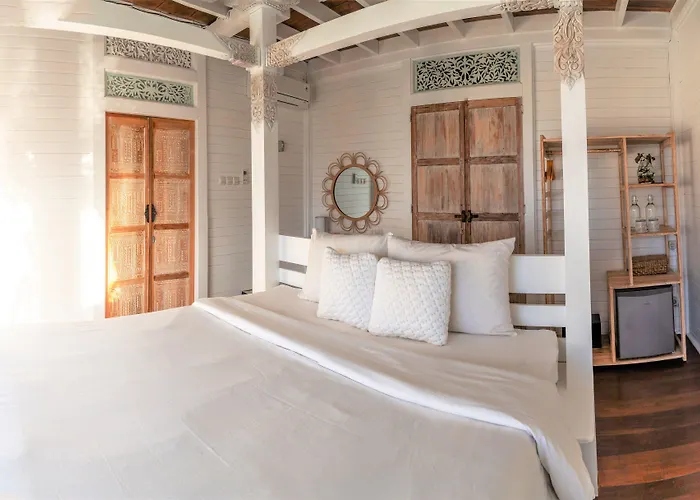 Mambo Hill Resort Ped